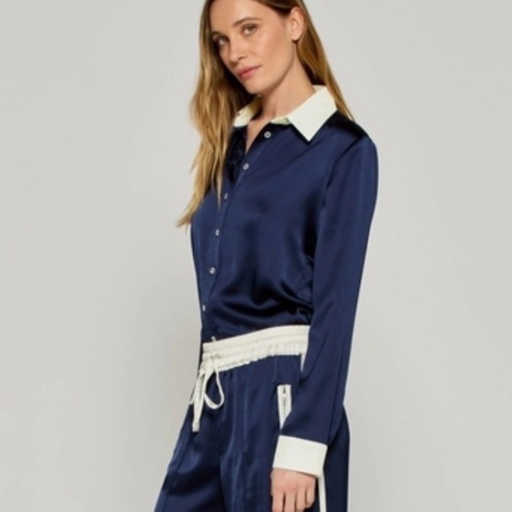Serena Bute Navy Shirt with White Collar